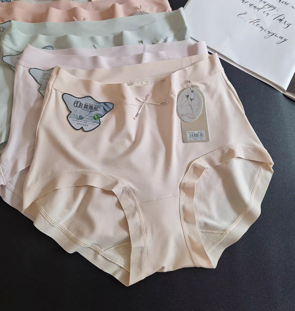 High-Waist Seamless Panty - LU007