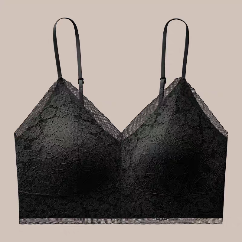 Elegant Floral Lace Bralette in Classic Black 445