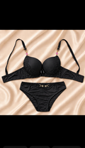 Midnight Elegance Lace Padded Bra Set – Black 🖤